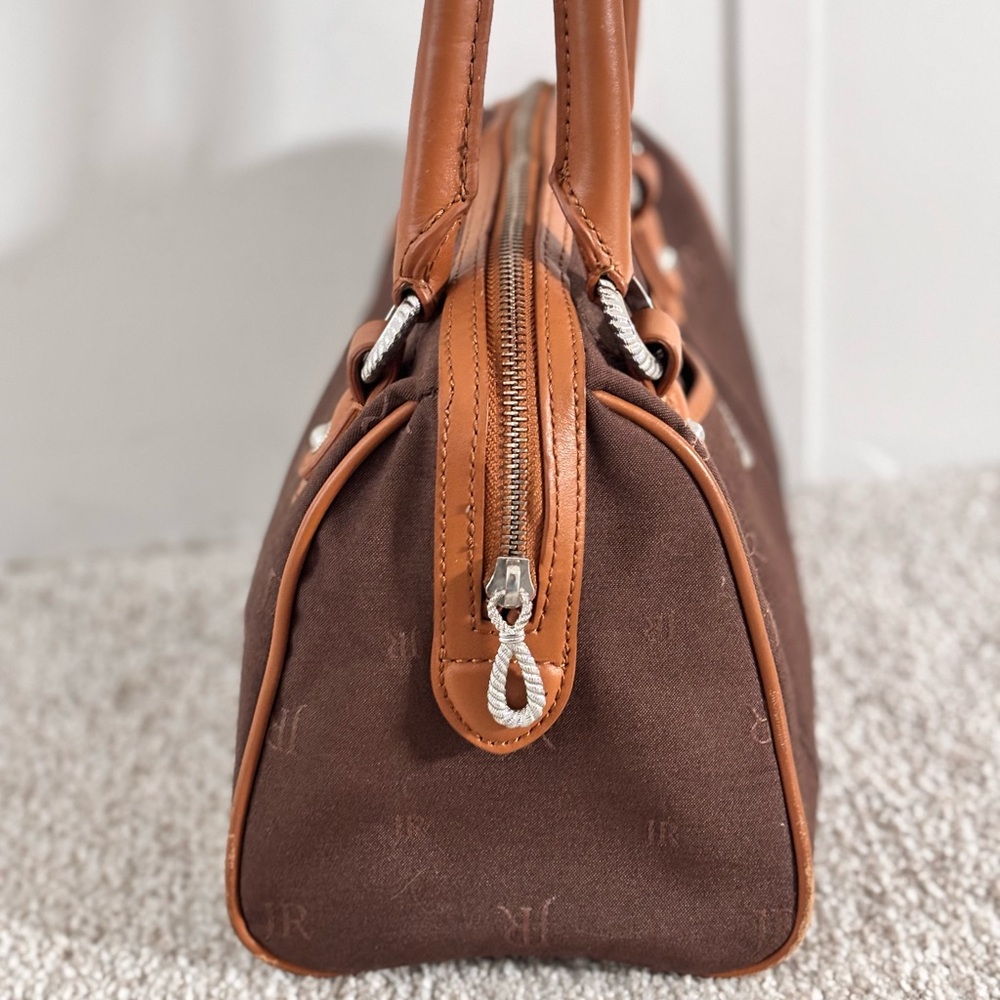 Vtg Judith Ripka Canvas Monogram Dime Satchel Brown 10 X 7 X 4 - Picture 4 of 11